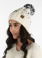 C.C. Chunky Knit Pom Hat: Jumbo Yarn